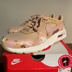 Nike Pink and Tan Camo